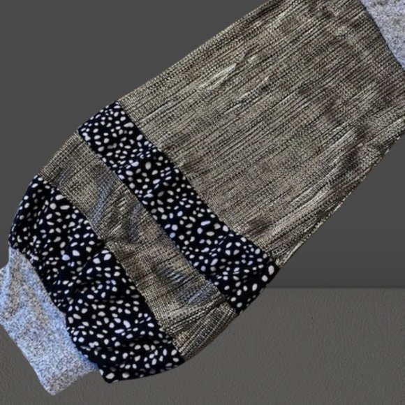 Grey Bubble Long Sleeve Sweater - Picture 9 of 10